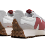 327 "Moonbeam Astro Dust" U327LV