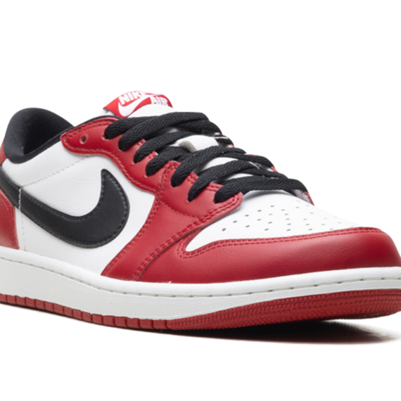Air Jordan 1 Low OG "Chicago (2025)" HQ6998 600