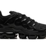 Air Vapormax Plus "Triple Black" 924453 004